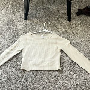 Lulu cropped long sleeve (worn once) very good condition !